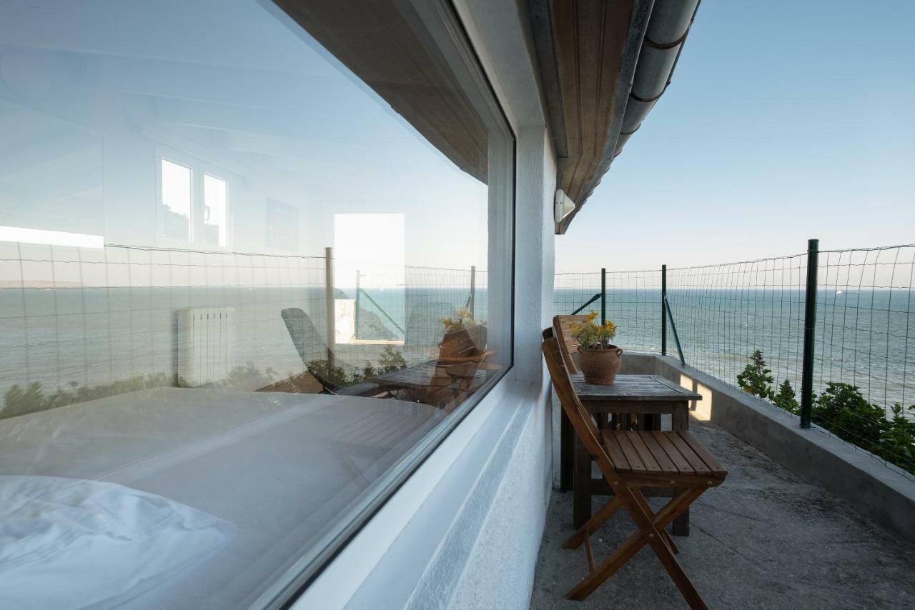 Perfect For Sea Lovers Arnao Esterno foto