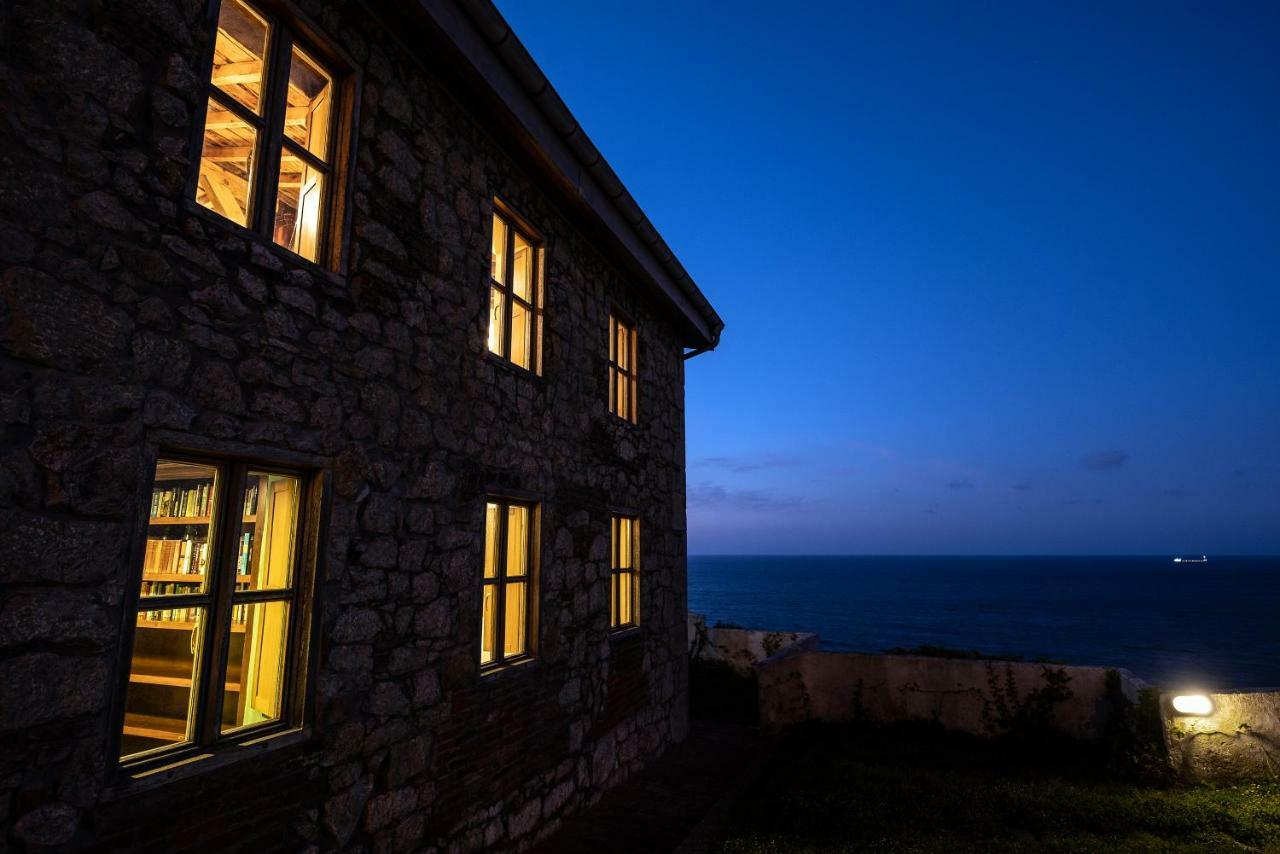 Perfect For Sea Lovers Arnao Esterno foto