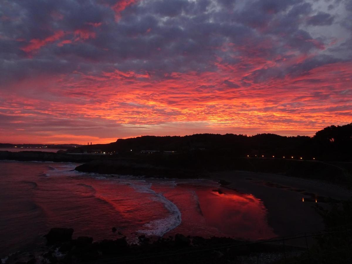 Perfect For Sea Lovers Arnao Esterno foto